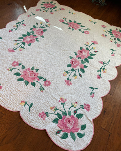The Graceful Rose Applique Quilt