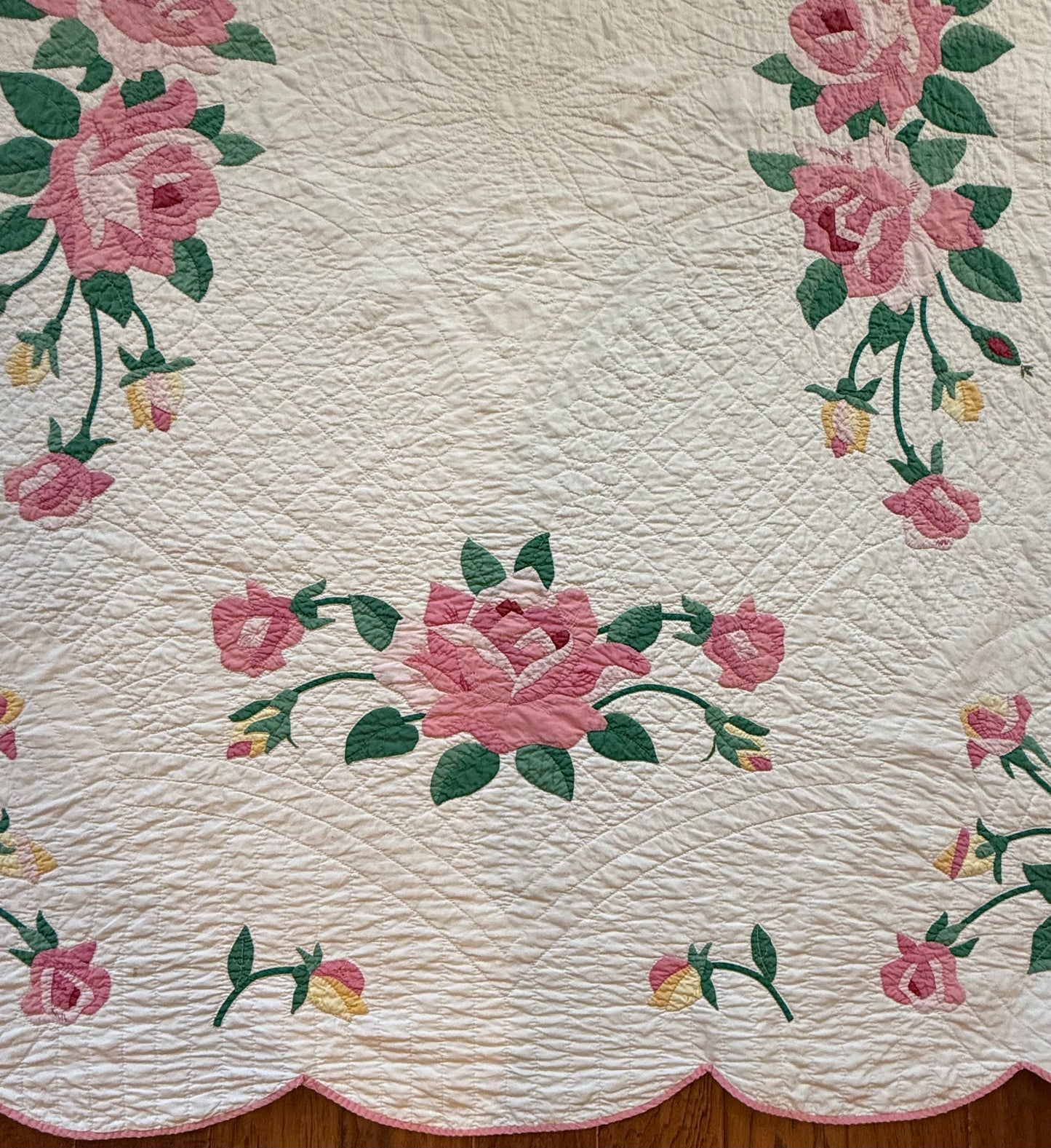 The Graceful Rose Applique Quilt