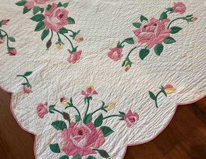 The Graceful Rose Applique Quilt