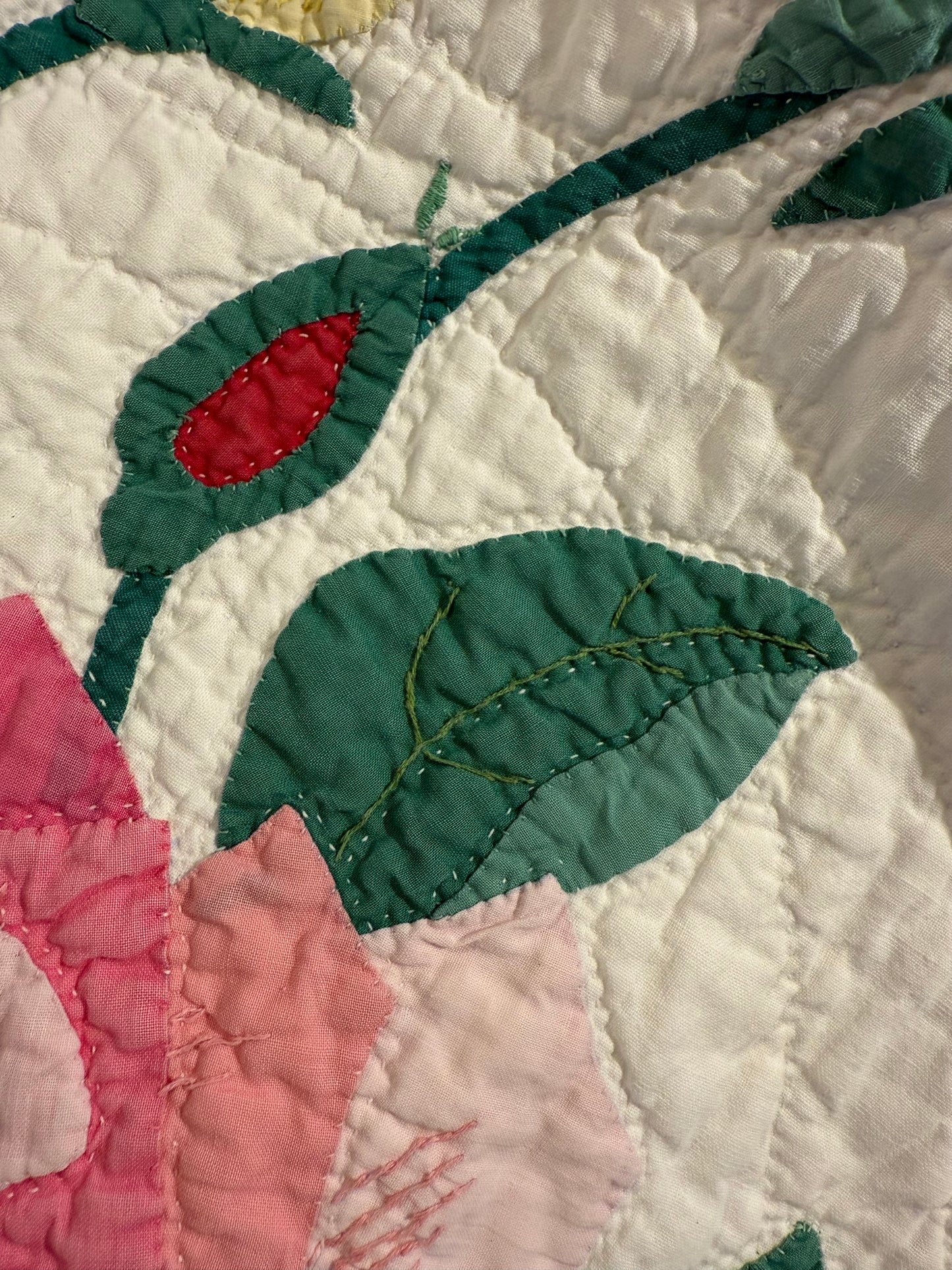 The Graceful Rose Applique Quilt