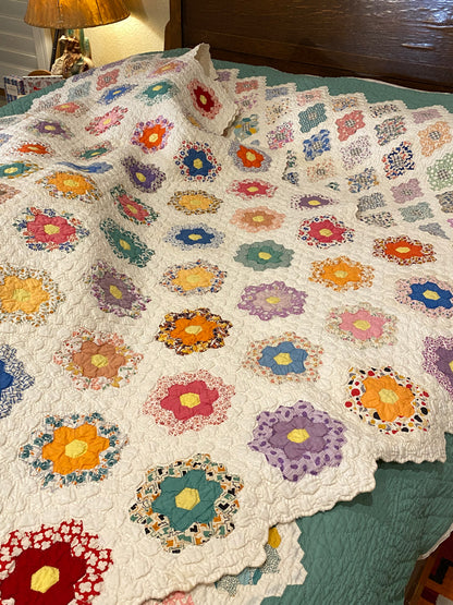 Small Scale Flower Garden Quilt