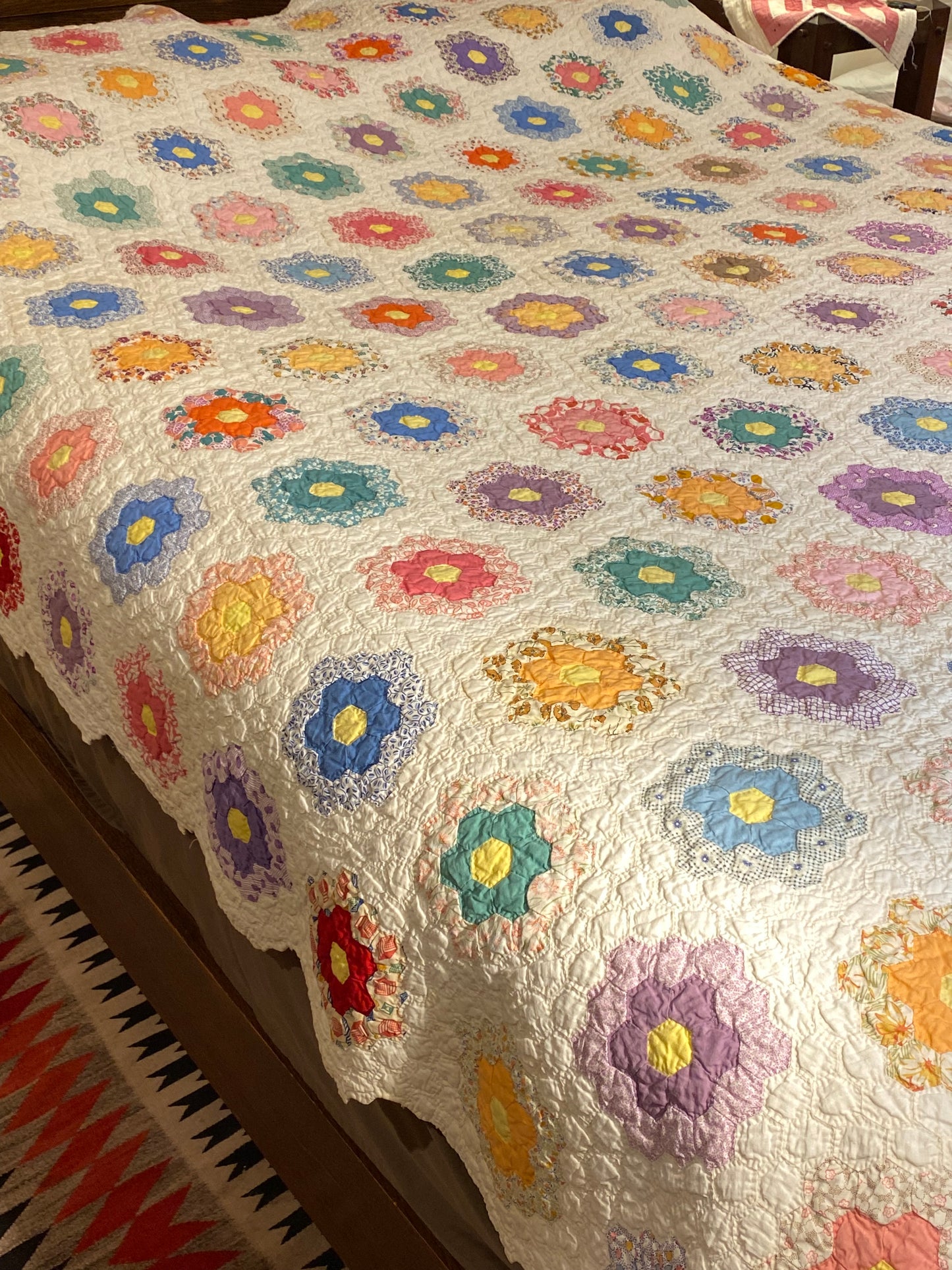 Small Scale Flower Garden Quilt