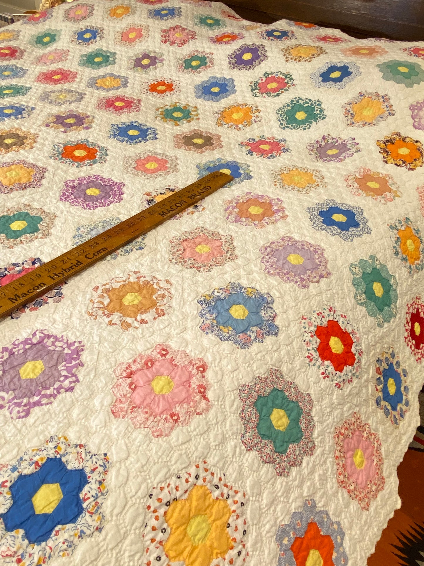 Small Scale Flower Garden Quilt