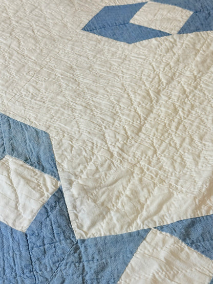 Blue and White Ohio Shooting Stars Quilt