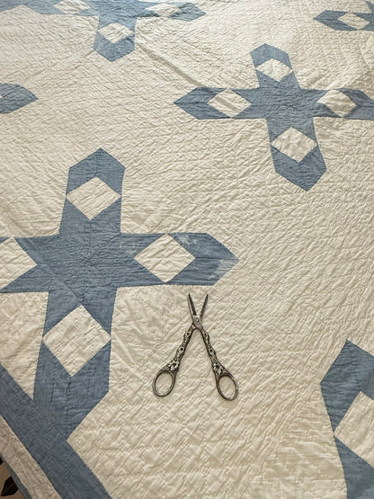 Blue and White Ohio Shooting Stars Quilt