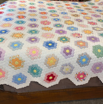 Small Scale Flower Garden Quilt