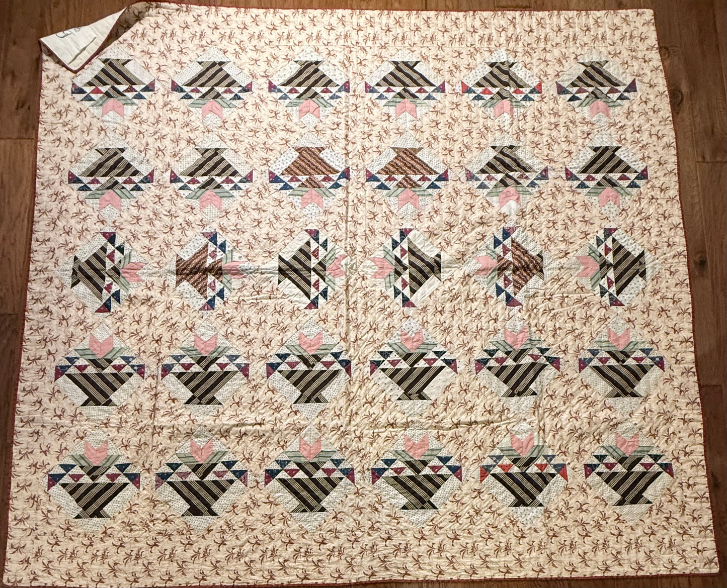 Unique Tulip Basket Quilt