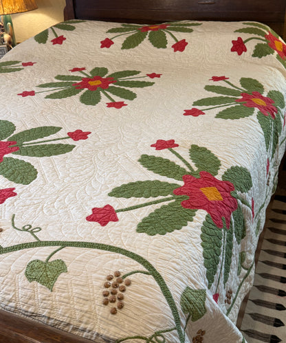 Virginia Rose Appliqué Quilt