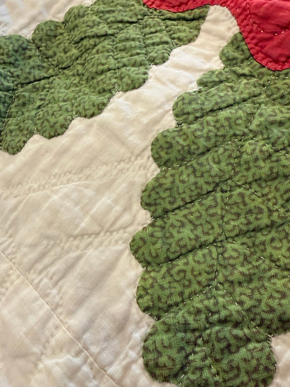 Virginia Rose Appliqué Quilt
