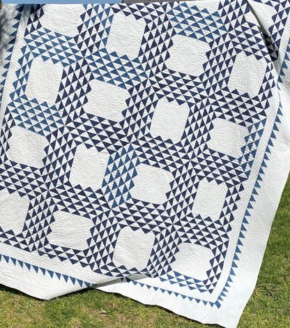 Blue and White Ocean Waves with Sawtooth Border Quilt