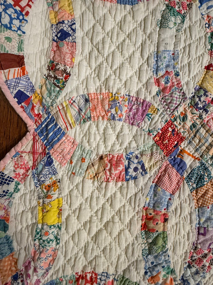 Small Scale Double Wedding Ring Quilt