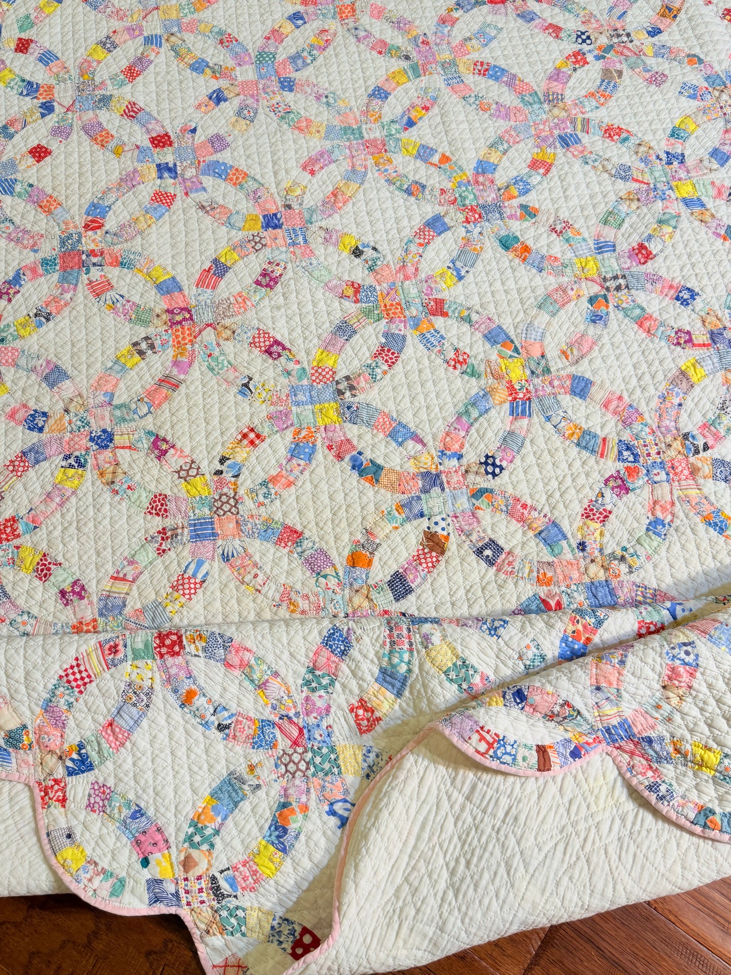 Small Scale Double Wedding Ring Quilt