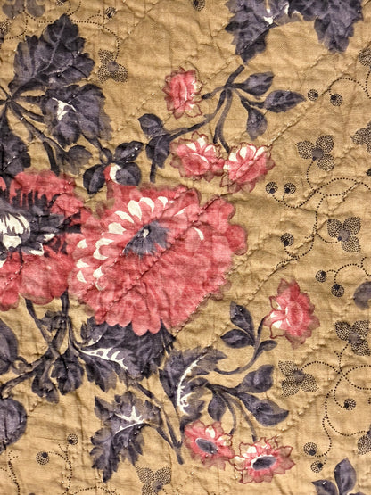A Standout Chintz Octagons Quilt with Border