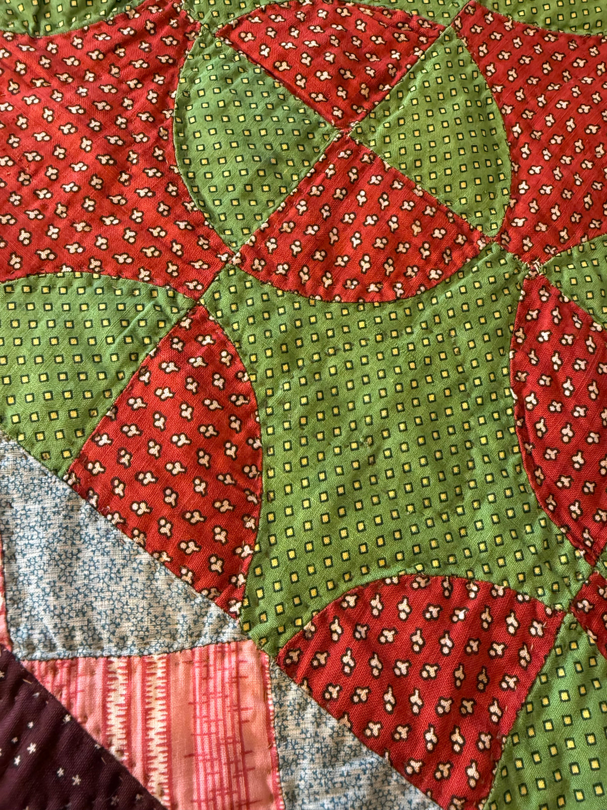 Early Old Mill Path Crib Quilt With Sawtooth  Border/Chintz Backing