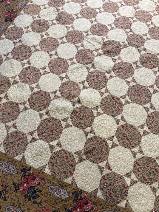 A Standout Chintz Octagons Quilt with Border