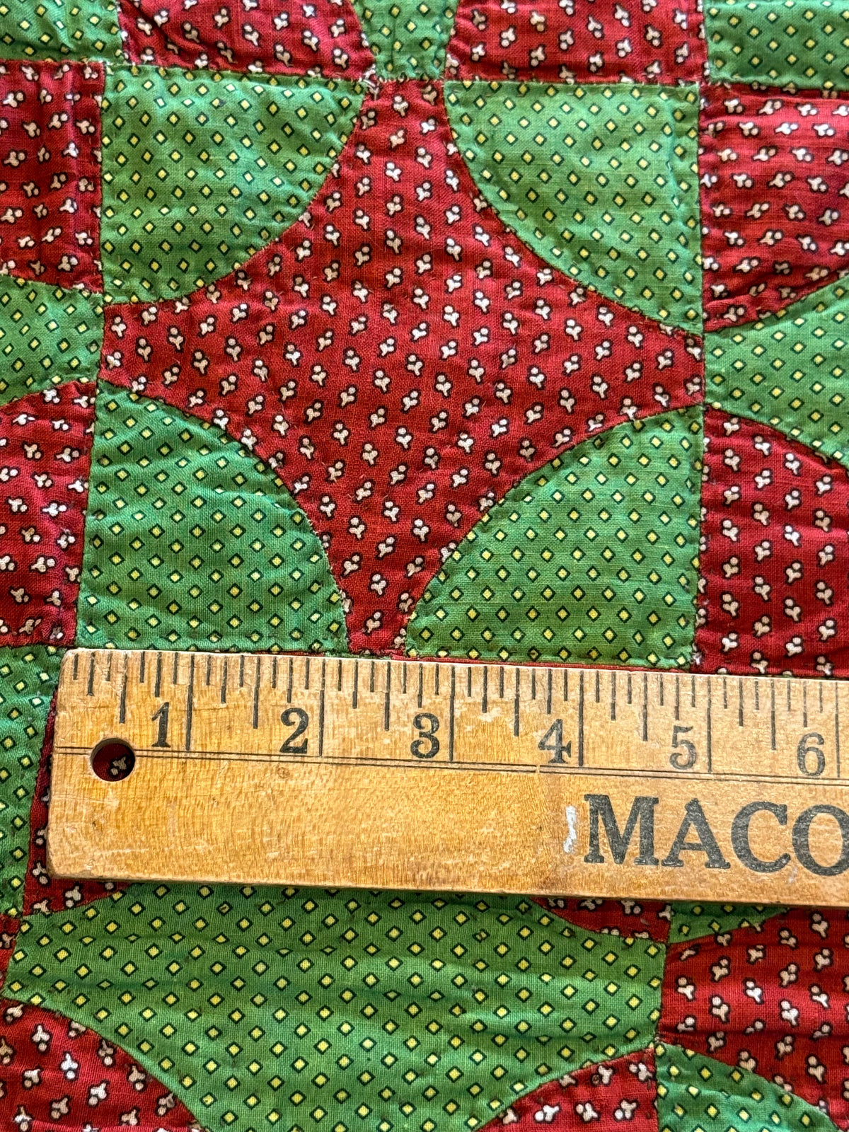Early Old Mill Path Crib Quilt With Sawtooth  Border/Chintz Backing