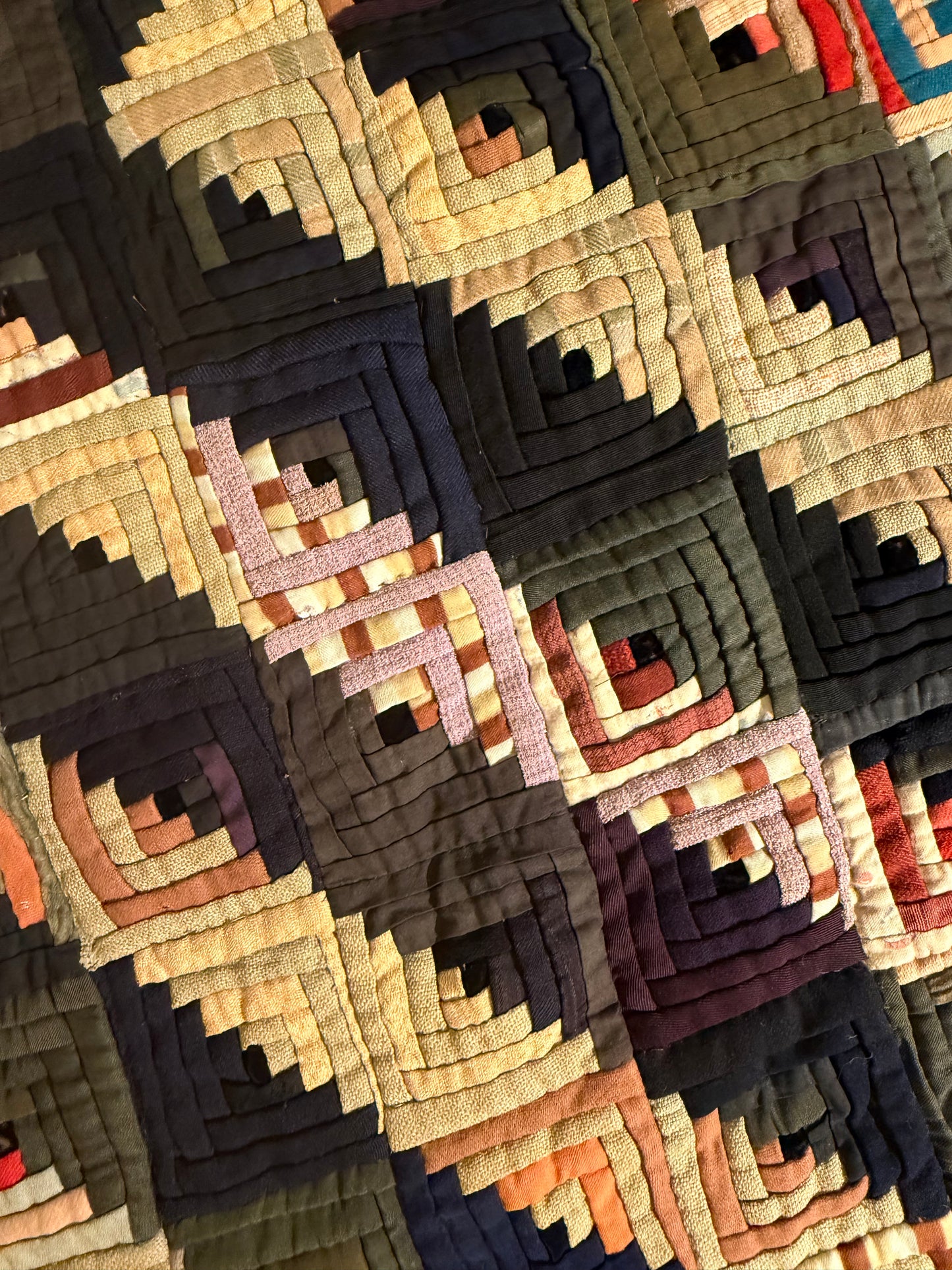 Outstanding Miniature Scale Unique Pattern Log Cabin Quilt