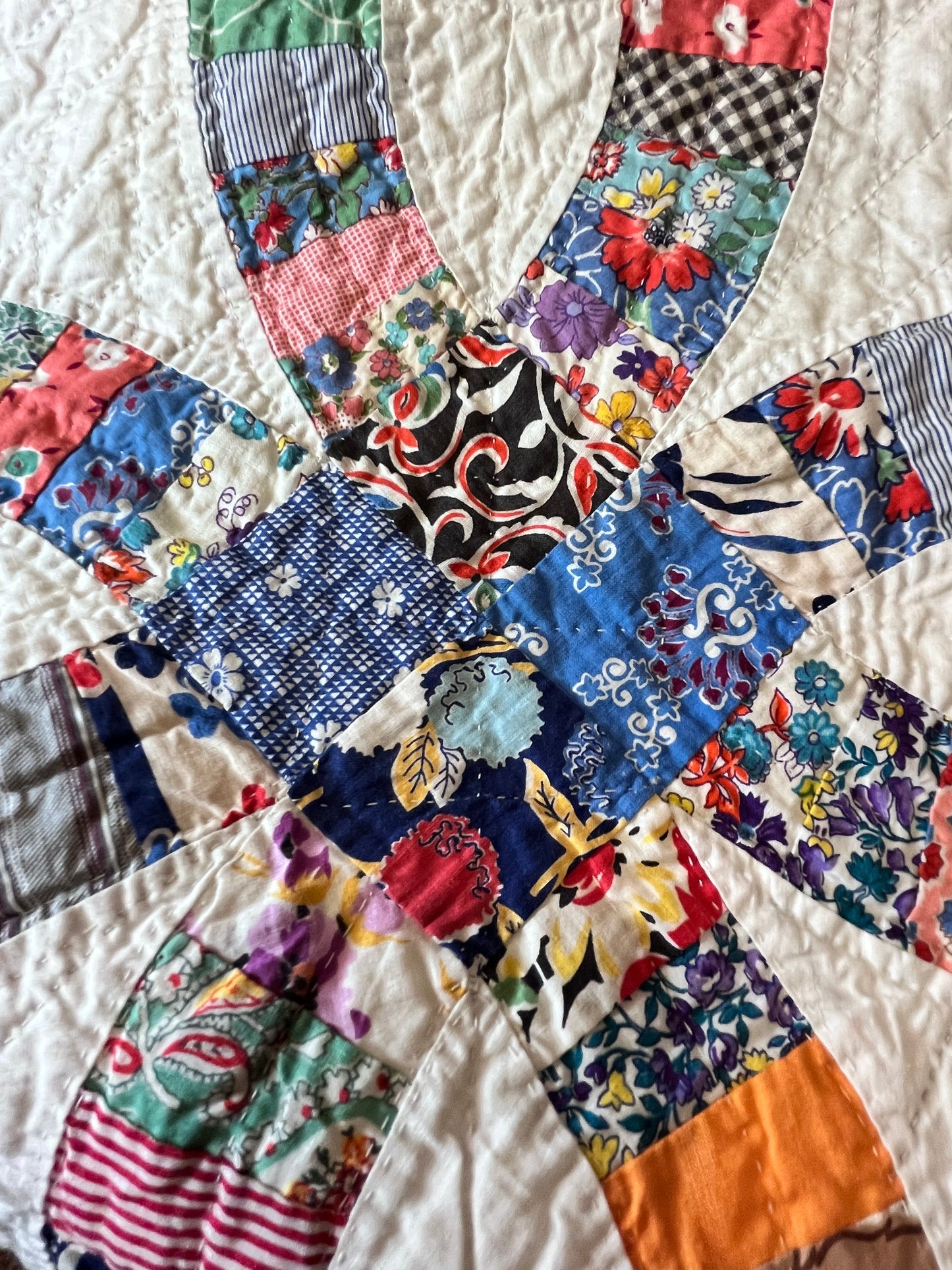 Scrappy Double Wedding Ring Quilt