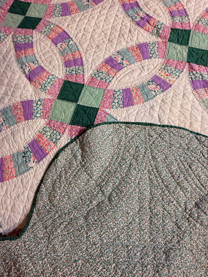 Double Wedding Ring Quilt
