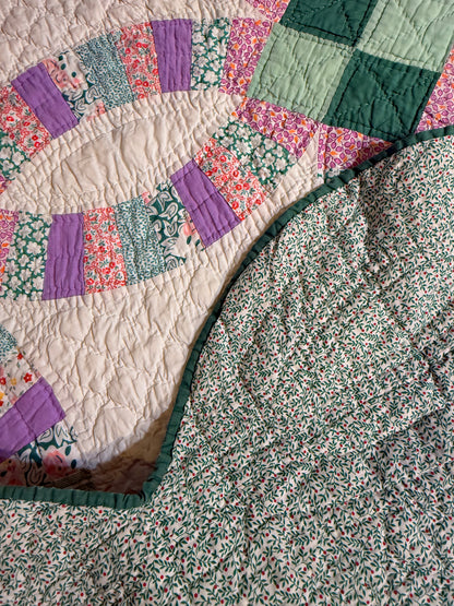 Double Wedding Ring Quilt