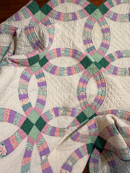 Double Wedding Ring Quilt