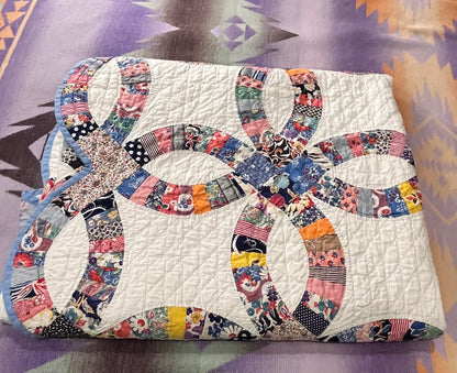 Scrappy Double Wedding Ring Quilt