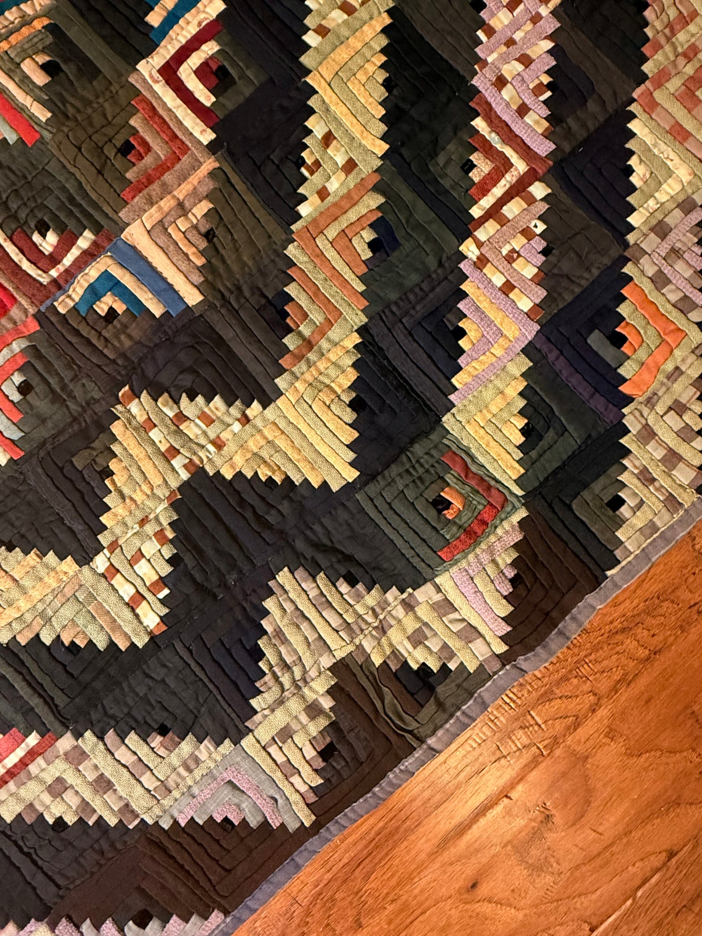 Outstanding Miniature Scale Unique Pattern Log Cabin Quilt
