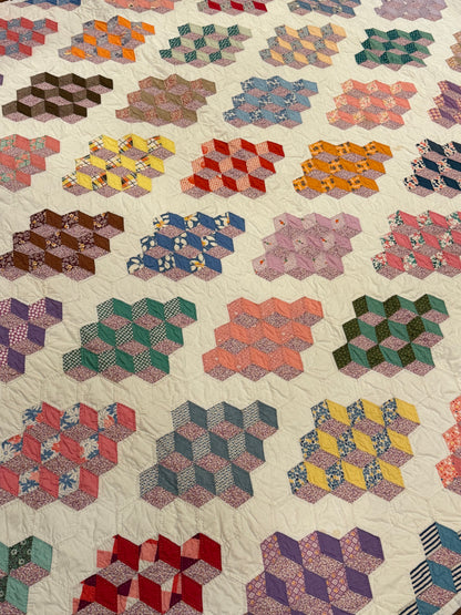 Graphic Tumbling Blocks of Cubes Quilt