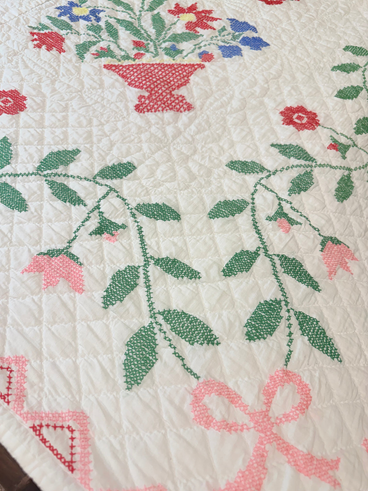 Baltimore Brides Vintage Quilt- Dated 1982 with makers name