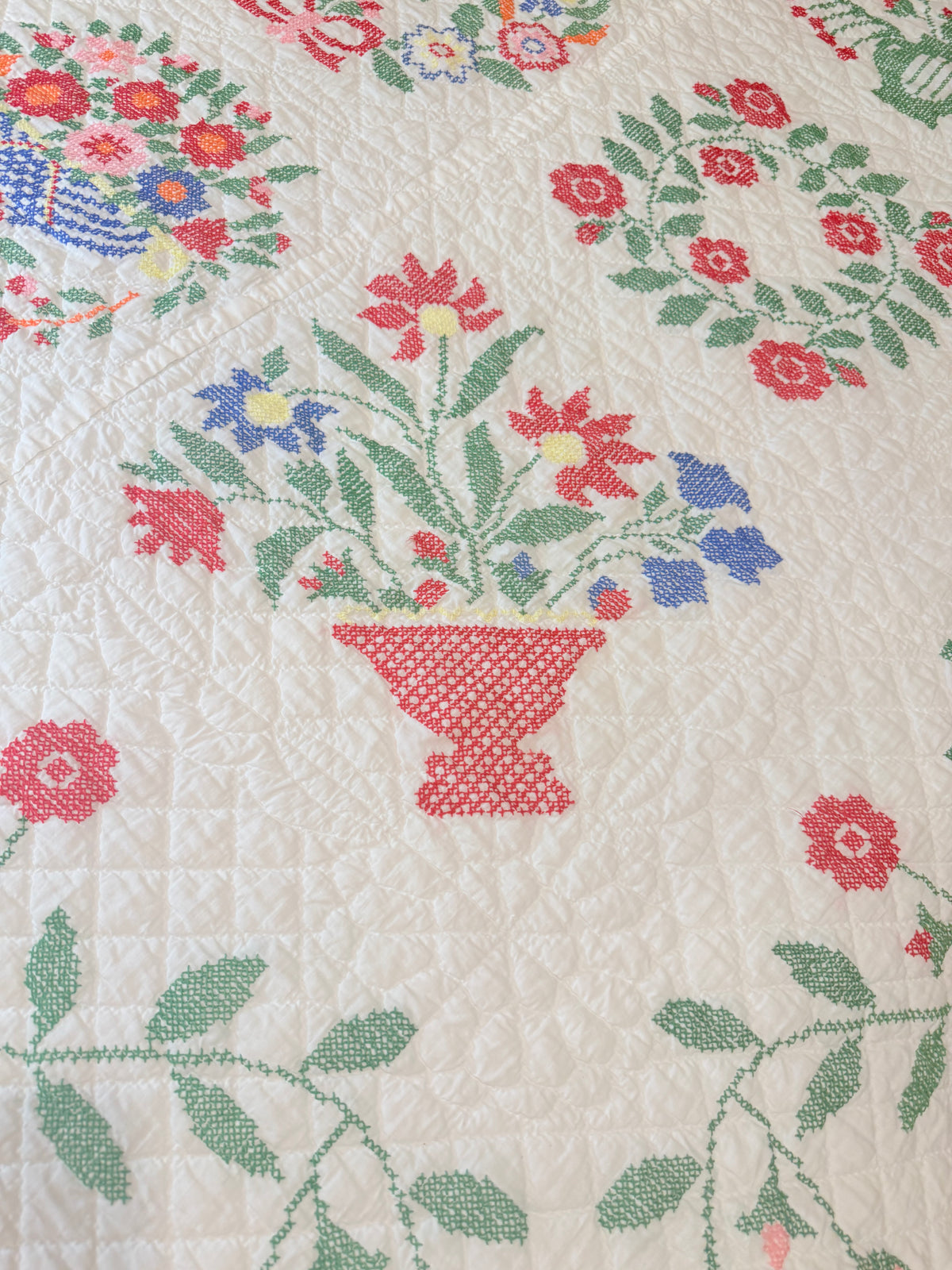 Baltimore Brides Vintage Quilt- Dated 1982 with makers name