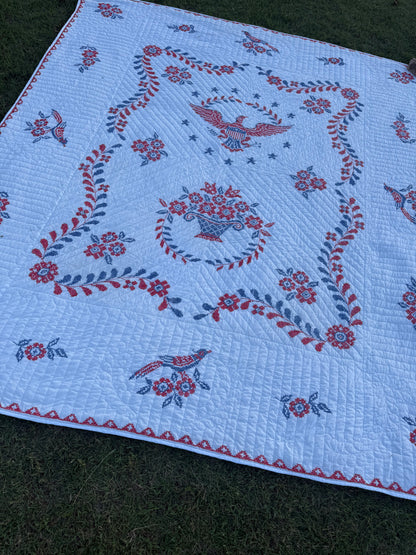 Vintage Americana Eagle Bicentennial Quilt