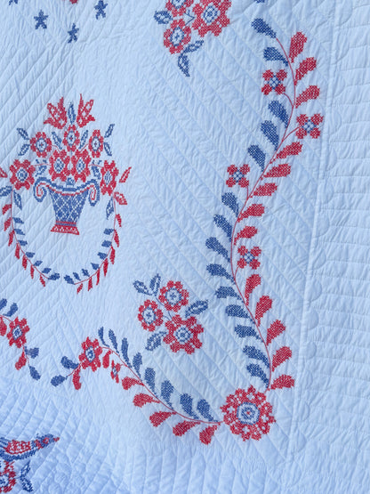 Vintage Americana Eagle Bicentennial Quilt