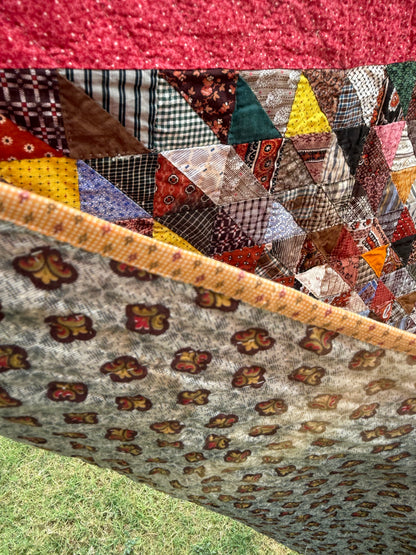 Outstanding Half Square Triangles 4 Block Early Quilt with Zig Zag Border