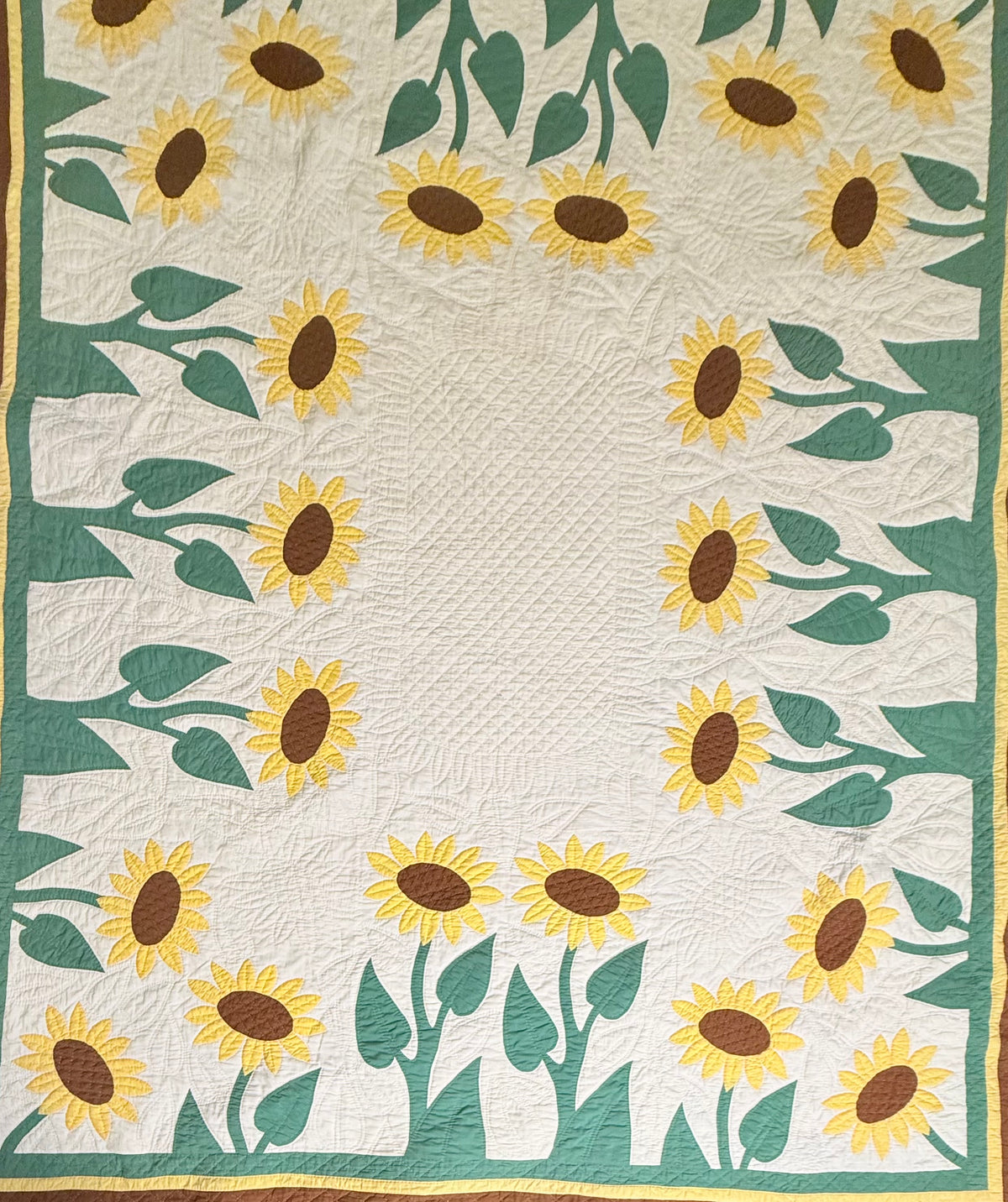 Amazing Sunflower Appliqué Quilt- A Mountain Mist Pattern
