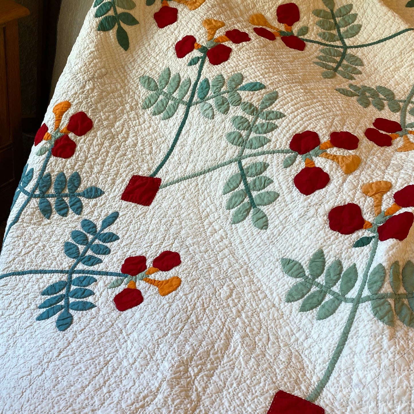 Trumpet Vines Antique Mountain Mist Quilt. SOLD