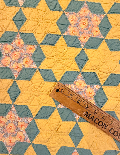 Small Scale Hexagonal 6 Point Stars Quilt
