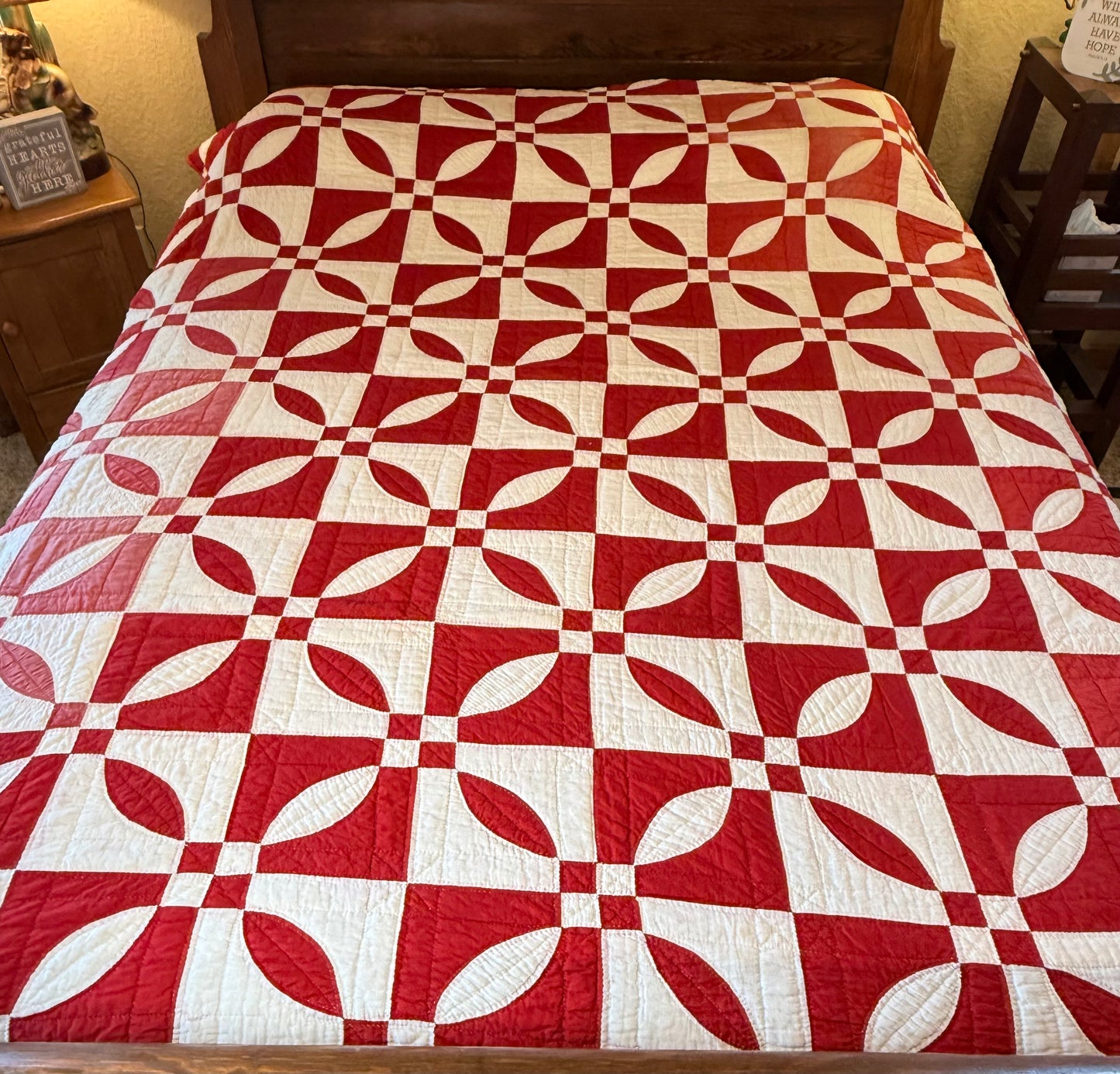 Red and White Rose Dream Quilt