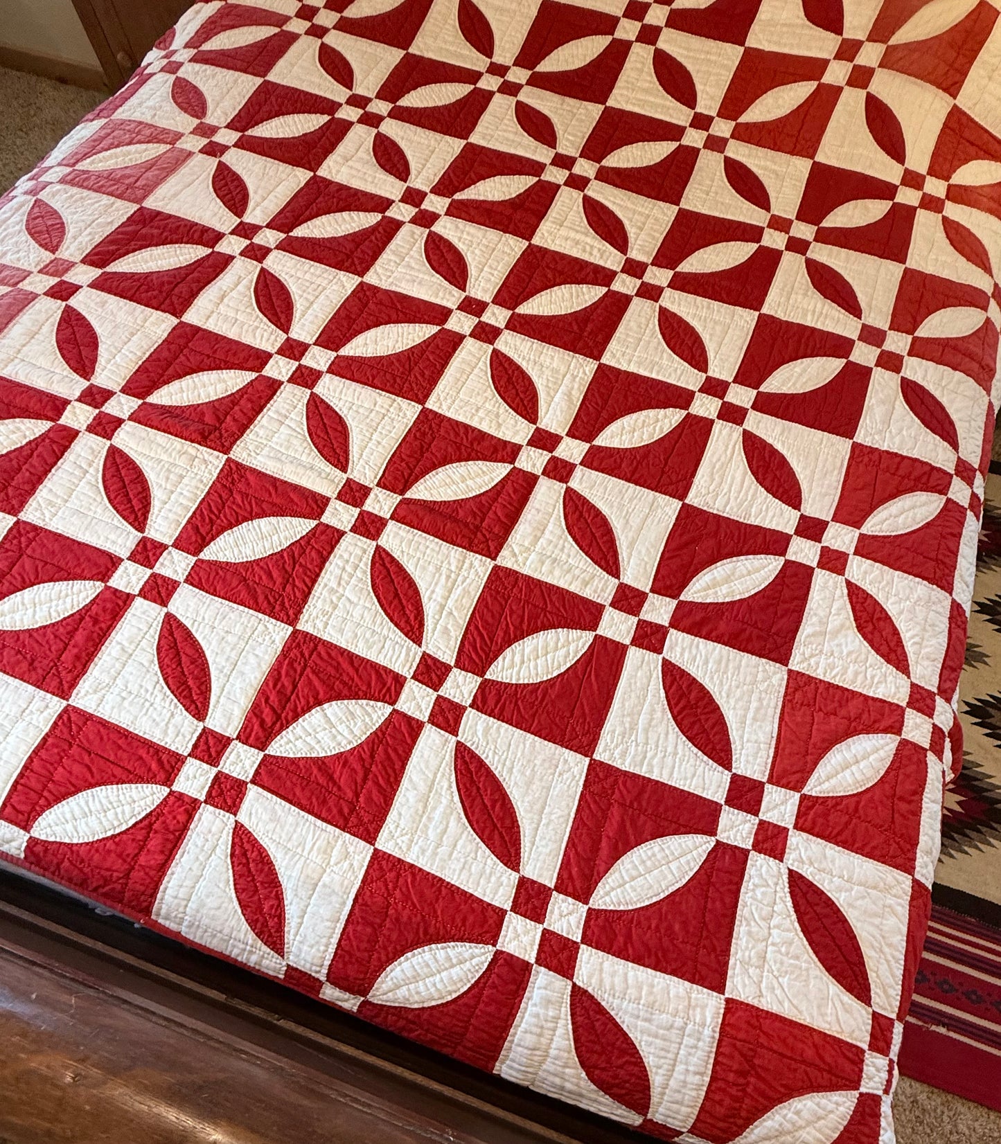Red and White Rose Dream Quilt