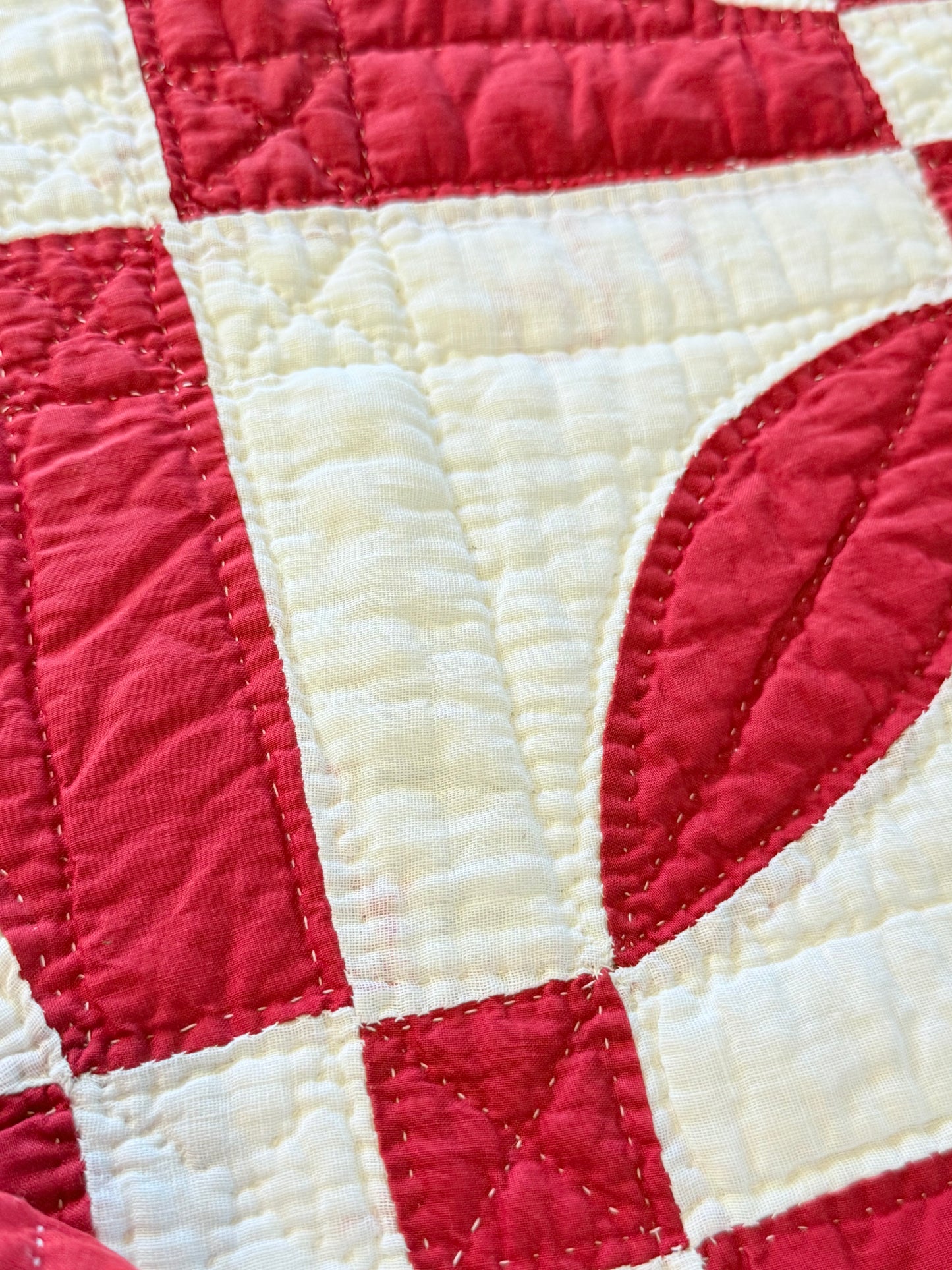 Red and White Rose Dream Quilt