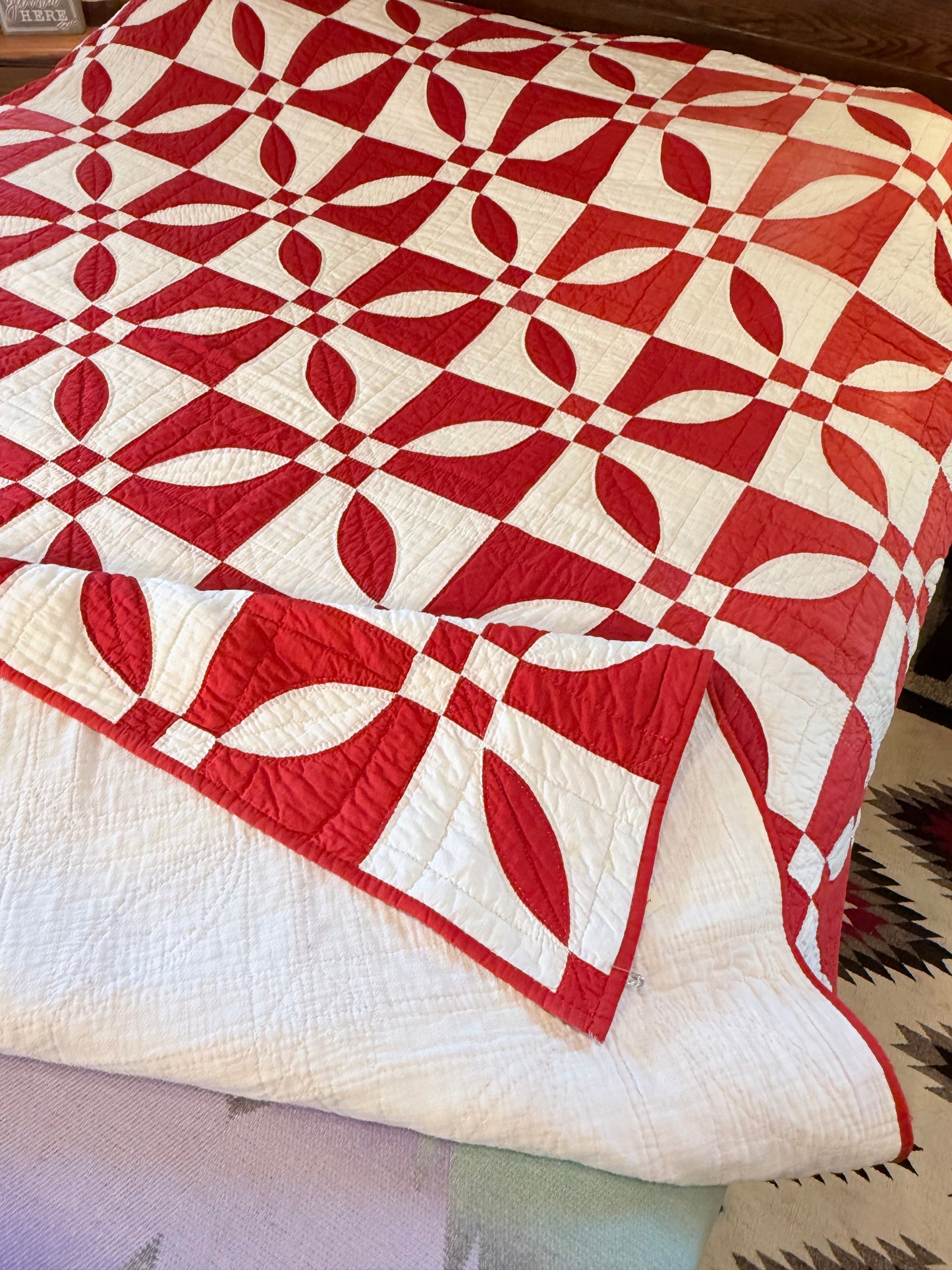 Red and White Rose Dream Quilt