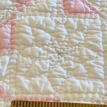 Pinwheels Pinks Crib Quilt