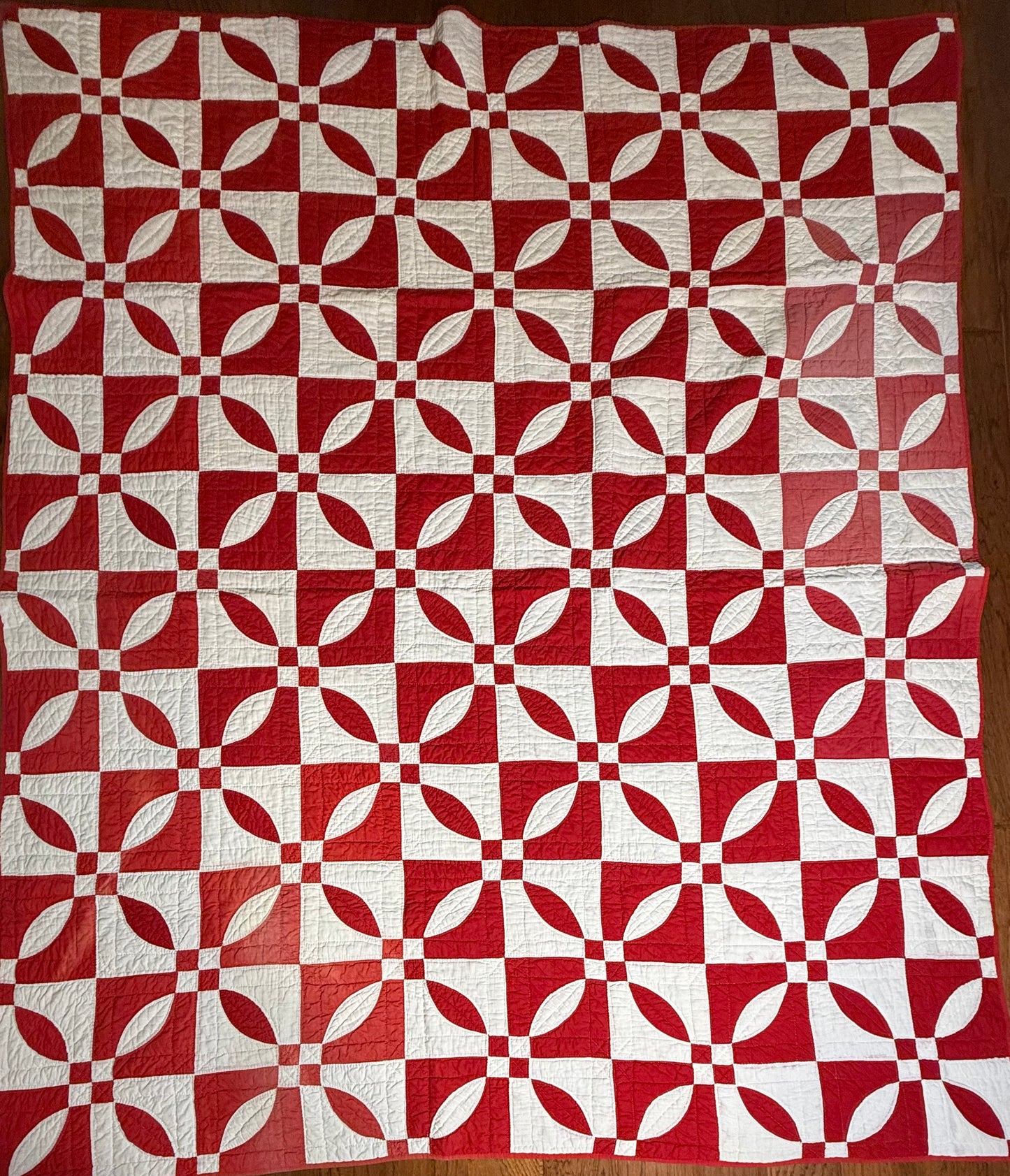 Red and White Rose Dream Quilt