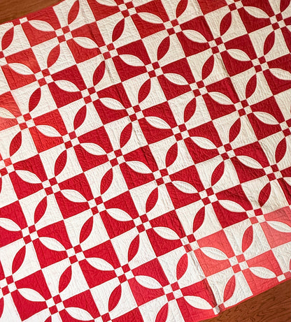 Red and White Rose Dream Quilt