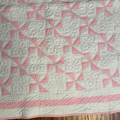 Pinwheels Pinks Crib Quilt