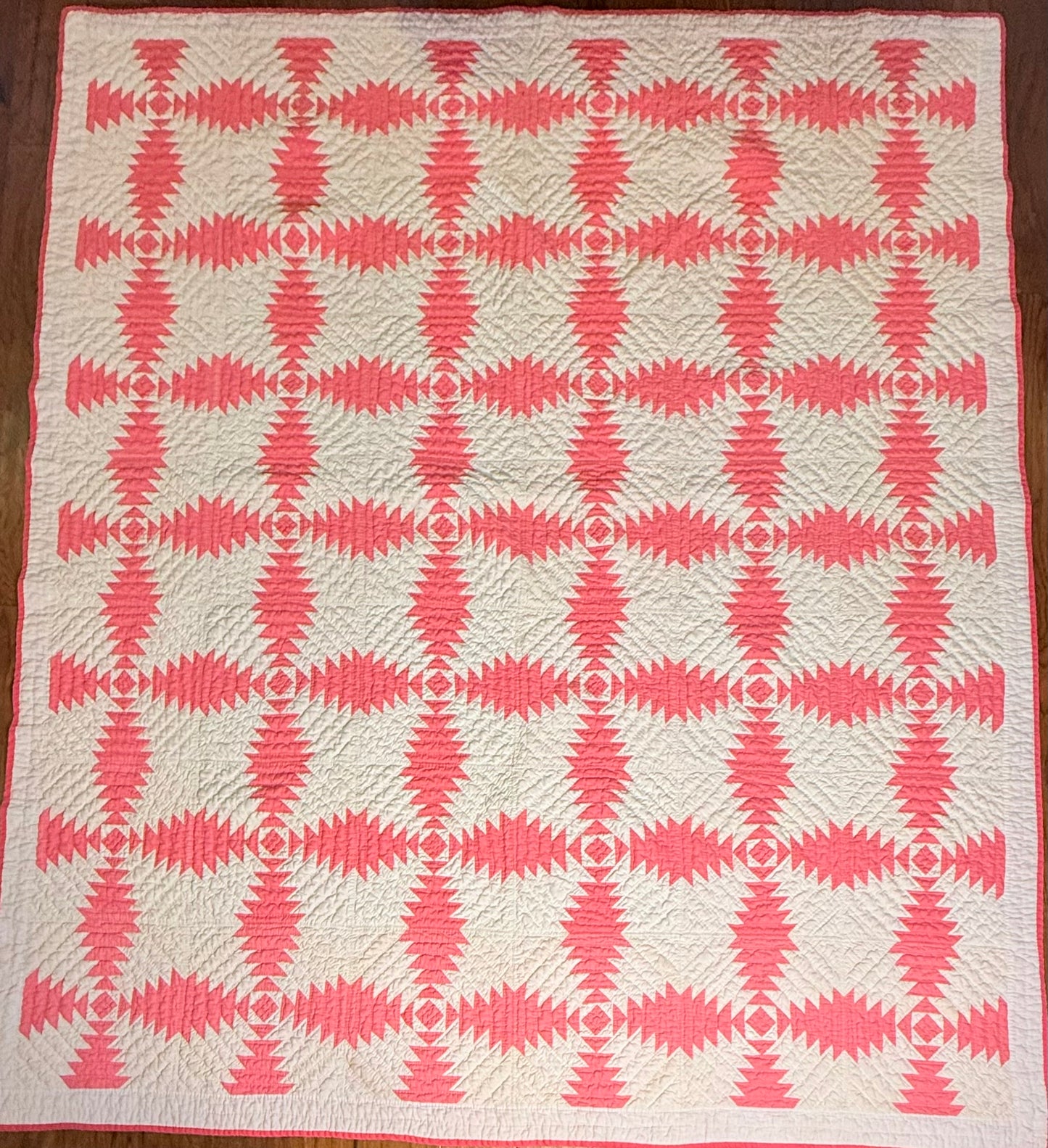 Pineapple Log Cabin Quilt in Pink