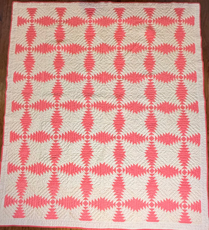 Pineapple Log Cabin Quilt in Pink