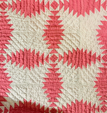 Pineapple Log Cabin Quilt in Pink