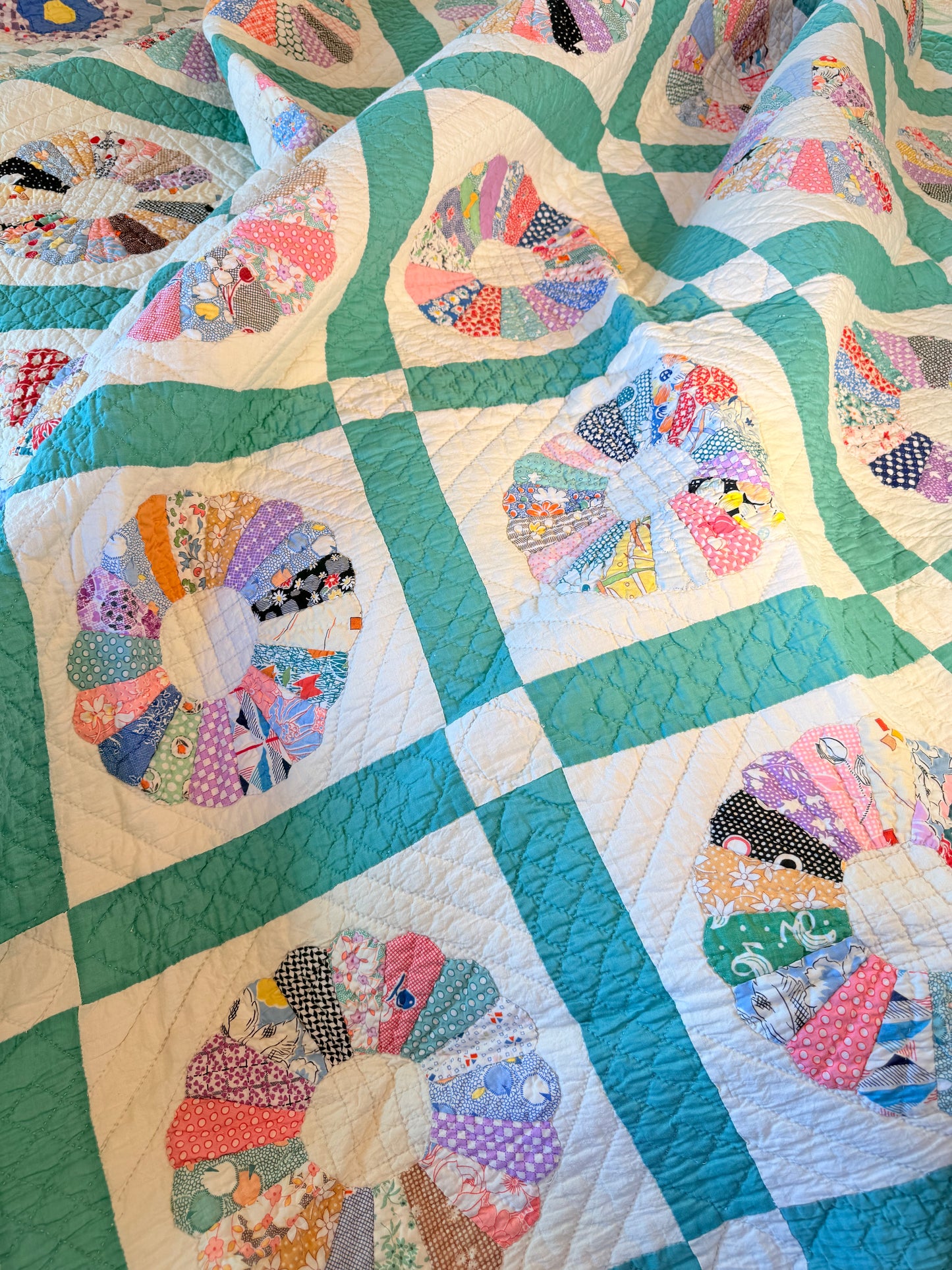 Dresden Plate Quilt