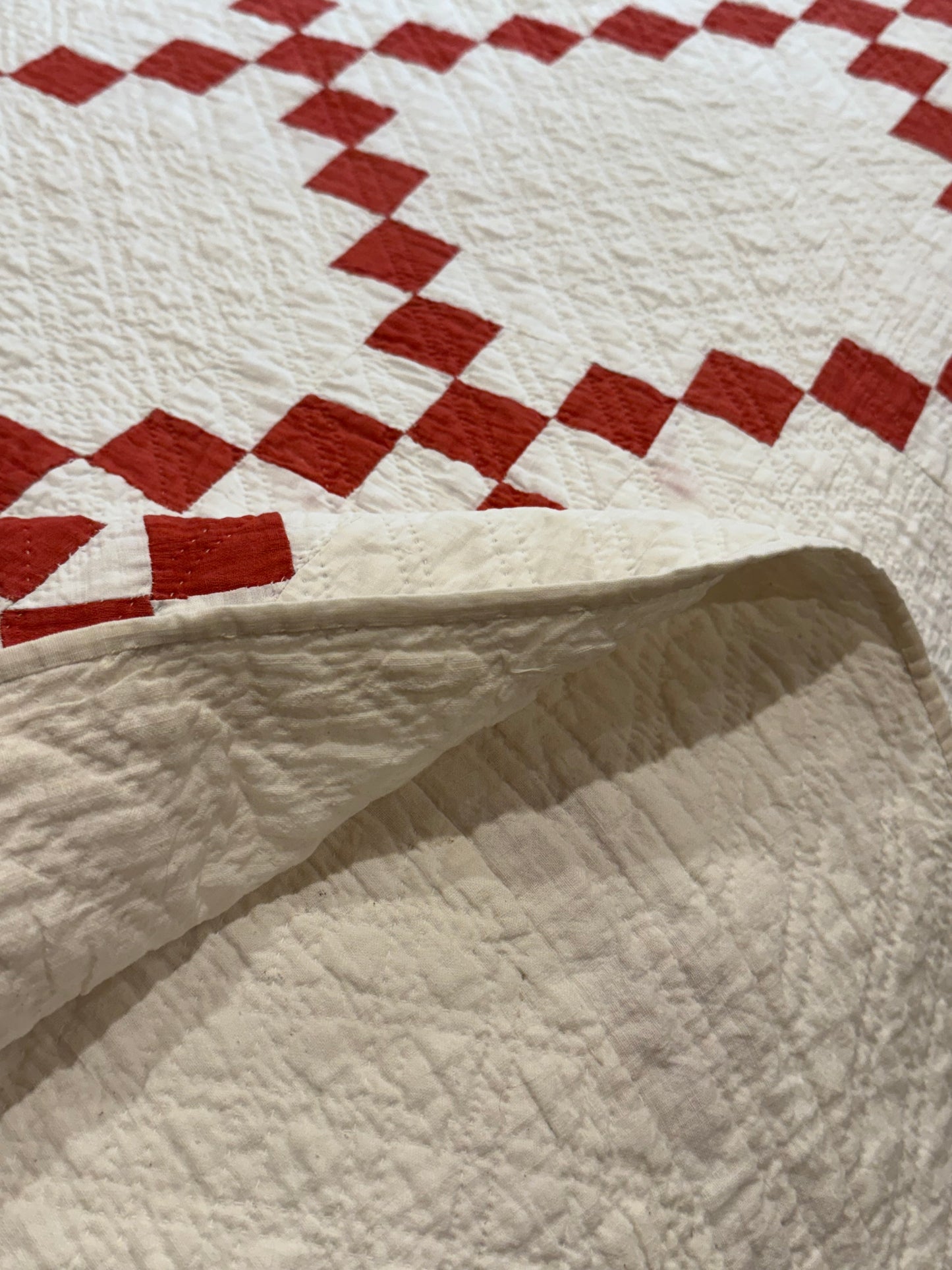 Glorious Red and White Single Irish Chain Quilt With  Border