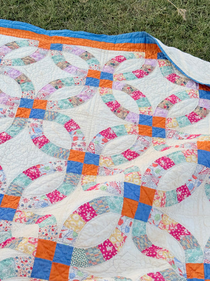 Colorful Double Wedding Ring Quilt